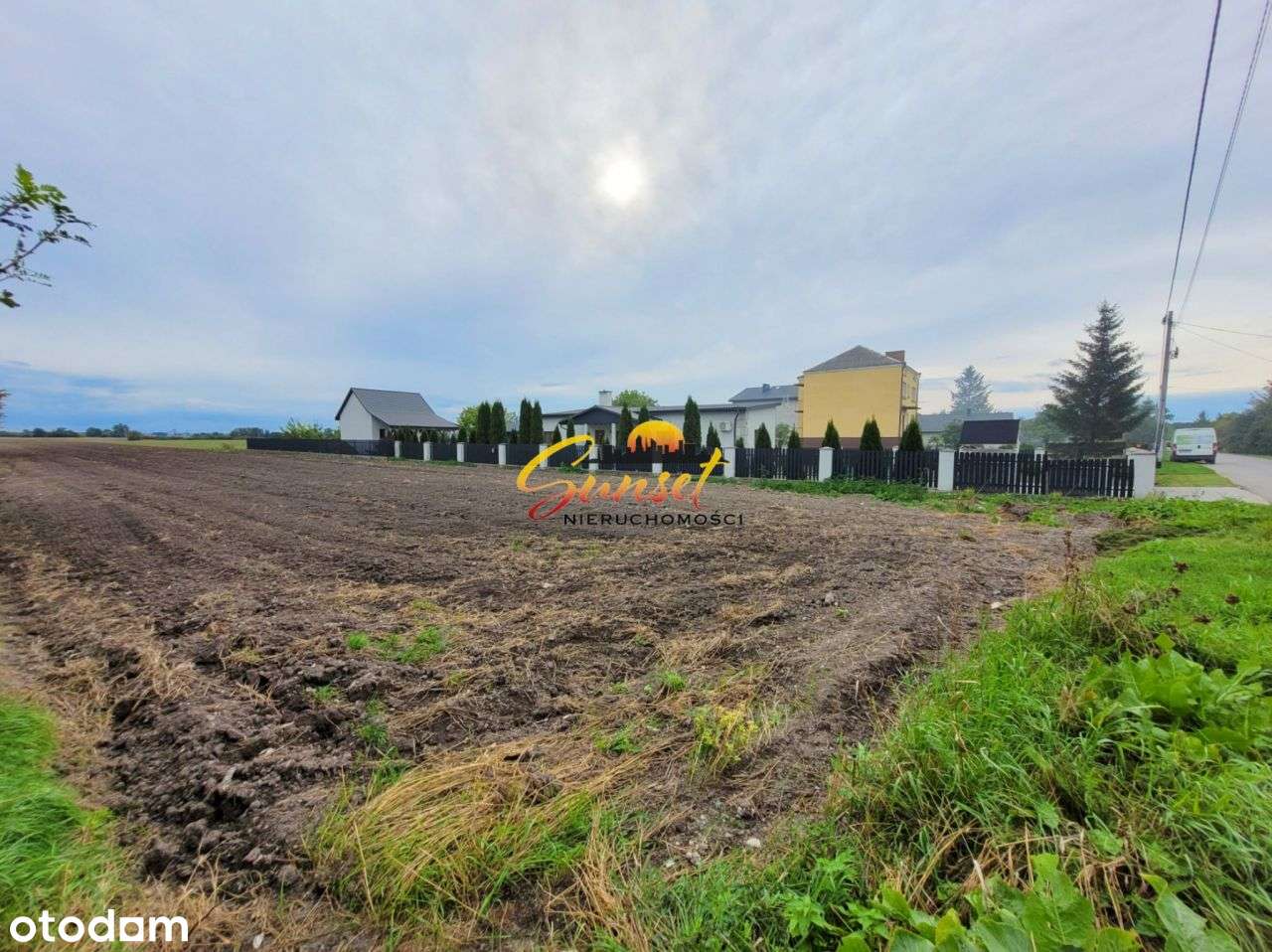 Atrakcyjna Działka o pow. 6680 m², Strupin Mały - Pełny obrazek: 2/4