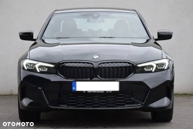 BMW Seria 3 320d xDrive mHEV M Sport - 2