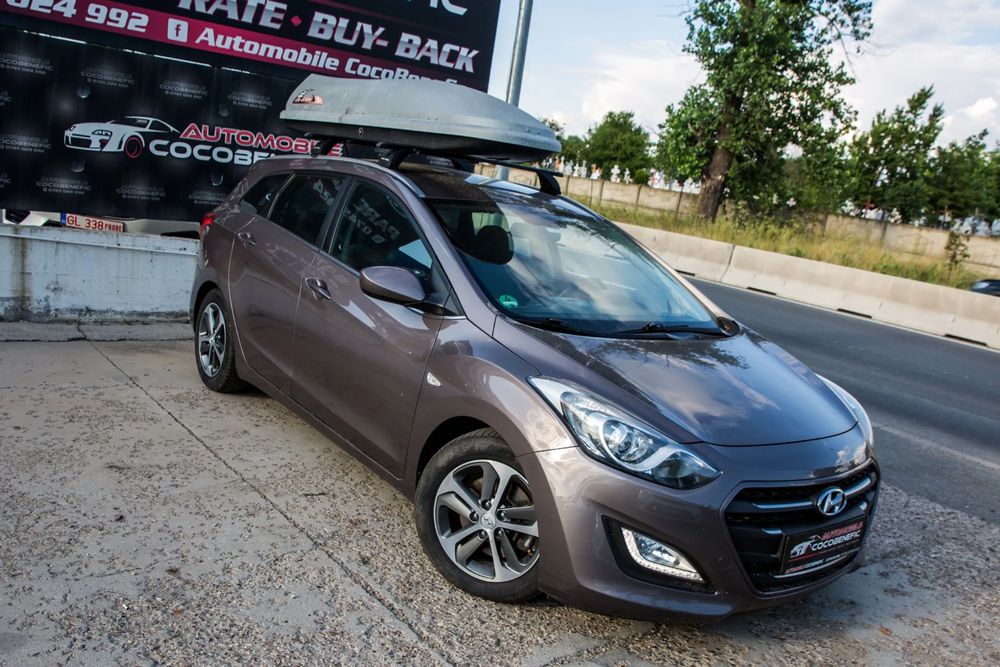 Hyundai i30 II [2011 - 2017] blue Kombi 1.6 CRDi YES! Gold 2015
