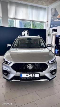 MG ZS - 3