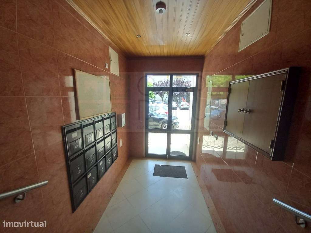 Apartamento T2 Renovado na Castanheira do Ribatejo - Grande imagem: 2/8