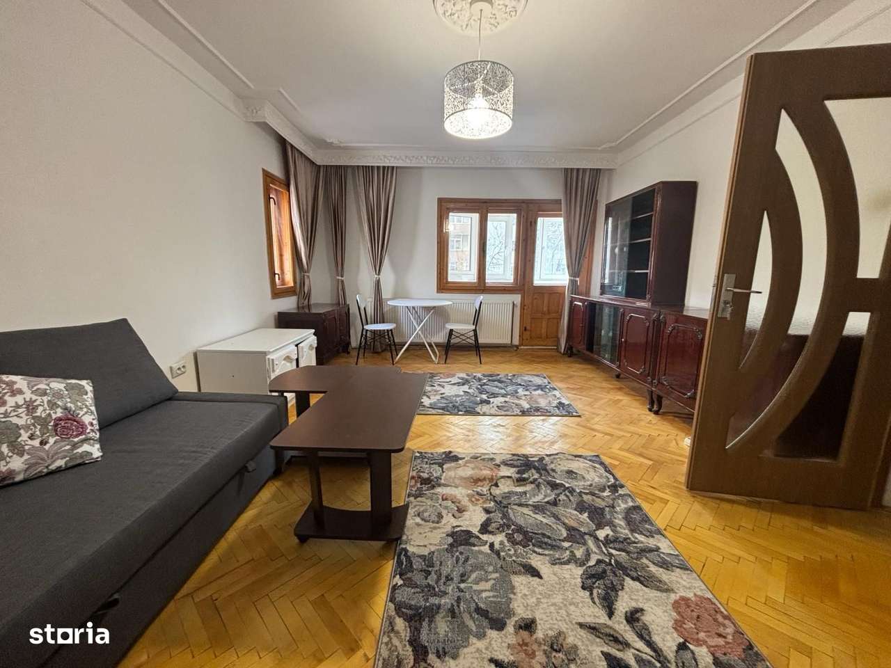 Apartament decomandat 3 camere Arcu Vile - Imagine principală: 1/6