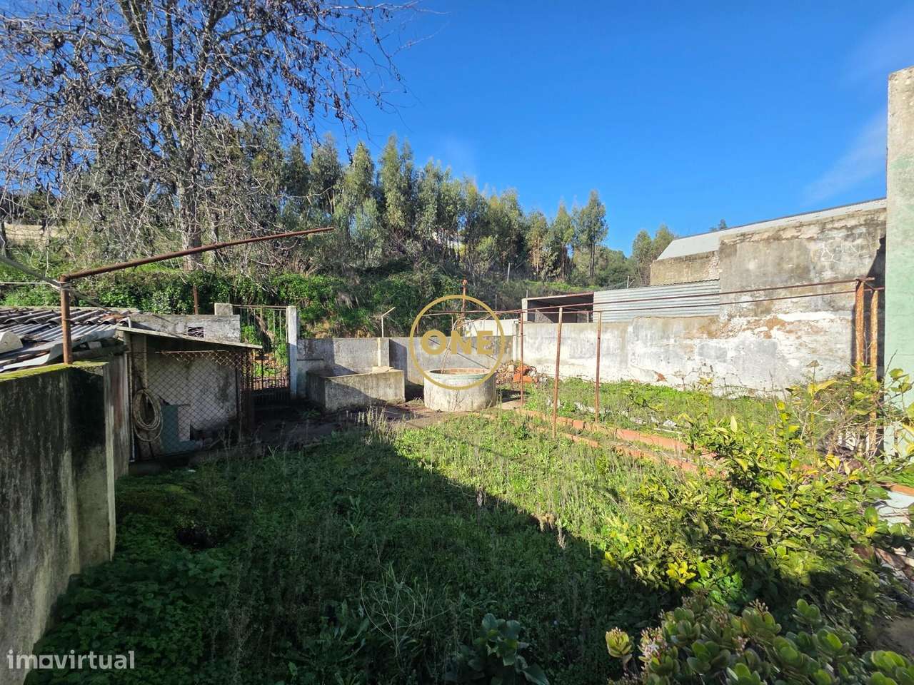 Moradia para Habitação + Comércio-15