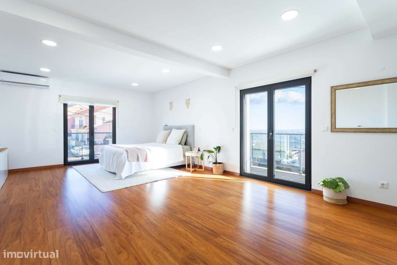 Oportunidade única: Moradia Isolada de Sonho em Famões: Conforto, Mode-21