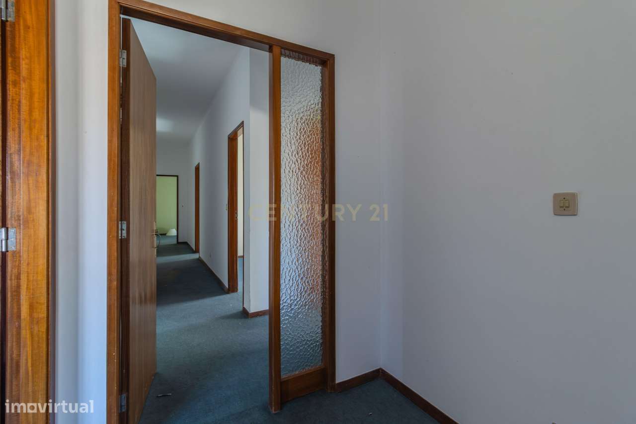 Espetacular Moradia em Porto de Mós, Leiria - 5 Quartos-16