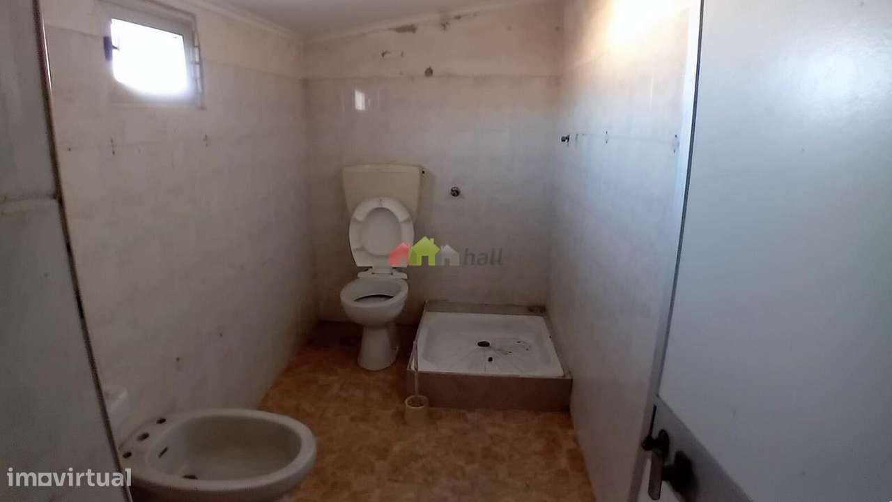 Moradia T4 térrea com anexos na Varzinha - Setúbal-26