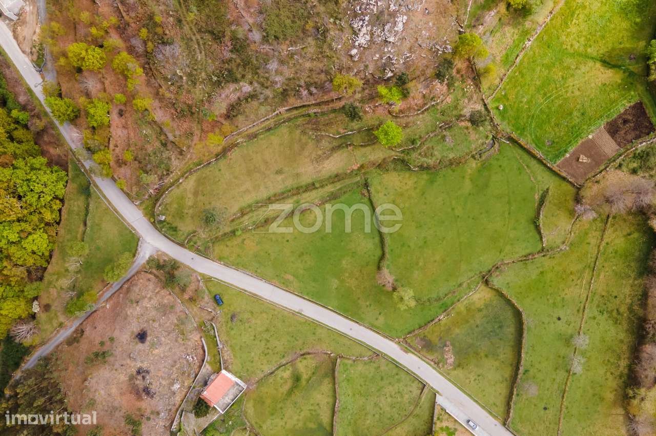 Terreno 7487m² com Vistas Deslumbrantes em Ruivães, Vieira do Minho - Grande imagem: 3/15