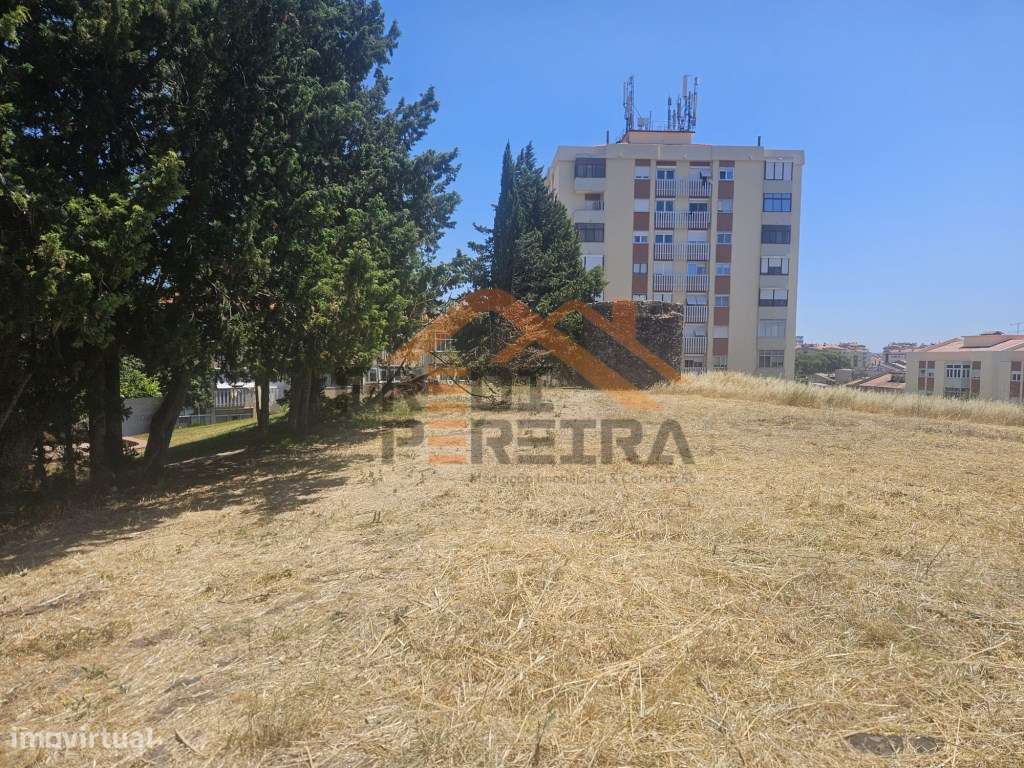 Situado na Ramada, 1800 m² terreno - Excelente Oportunidade de Inve...-19