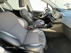 Peugeot 2008 1.2 PureTech Crossway - 21