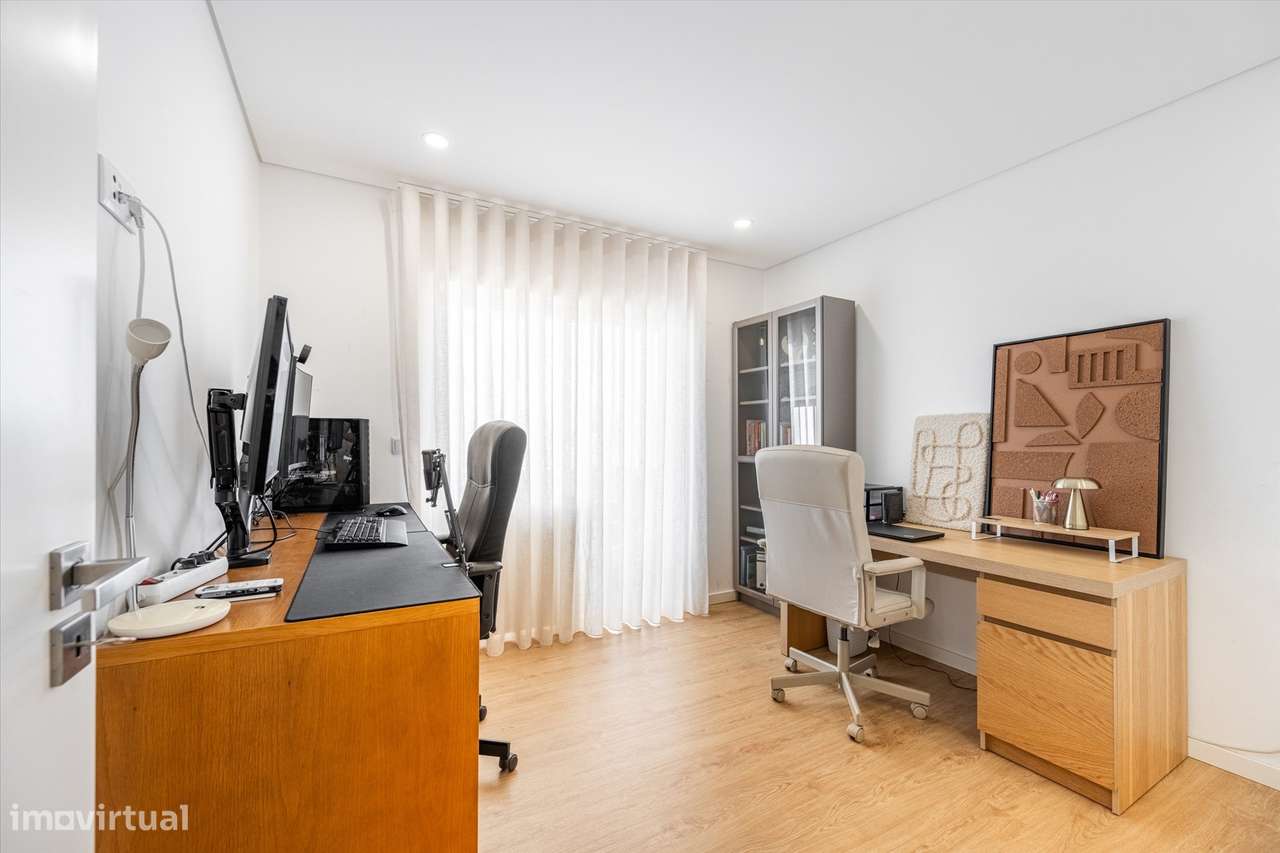 Apartamento T3 Venda em Braga (São José de São Lázaro e São João do So-9