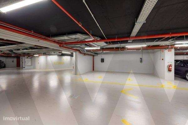 Apartamento T3 no  Infinity  com Três Suites | Lifestyle  e  Welness-17