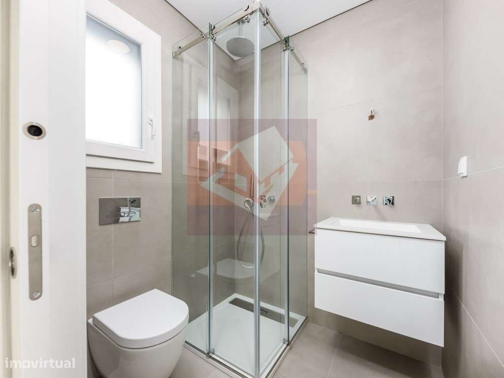 Moradia V5 nova no Bairro do Trigache em Famões-33