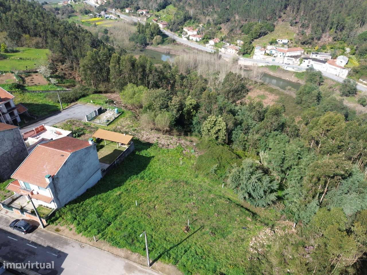 Lote de terreno em Zebreiros, Foz do Sousa, Gondomar - 610m² - Grande imagem: 5/8