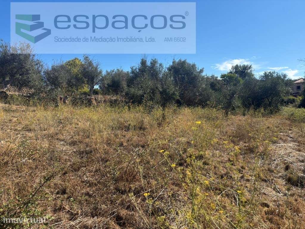 Moradia com terreno-8