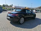 Alfa Romeo Spider 2.4 JTDm - 6