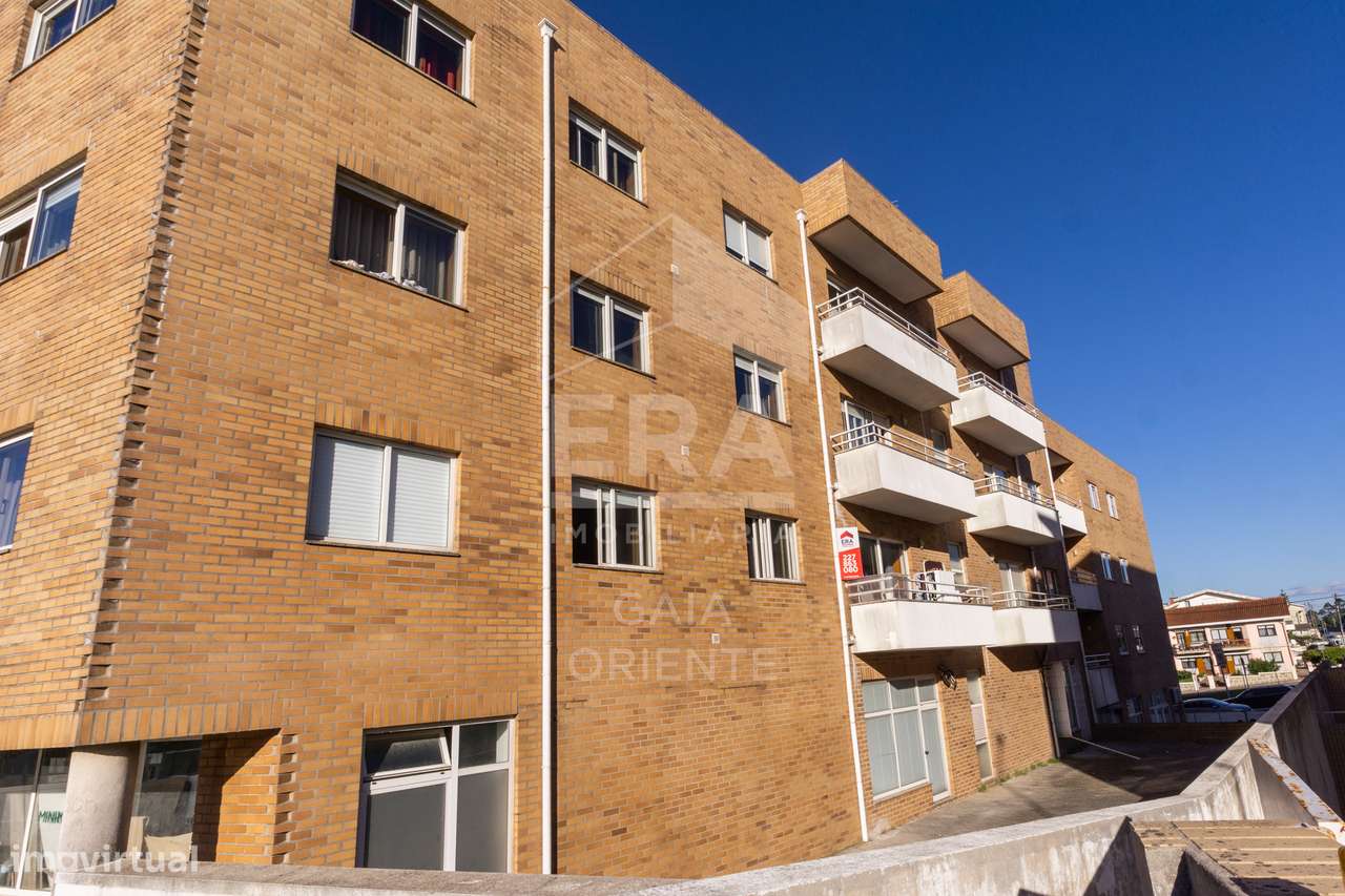 T2 com garagem e varanda junto à N1 – Seixezelo - Grande imagem: 5/30