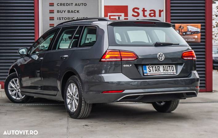 Volkswagen Golf 1.6 TDI Highline - 5