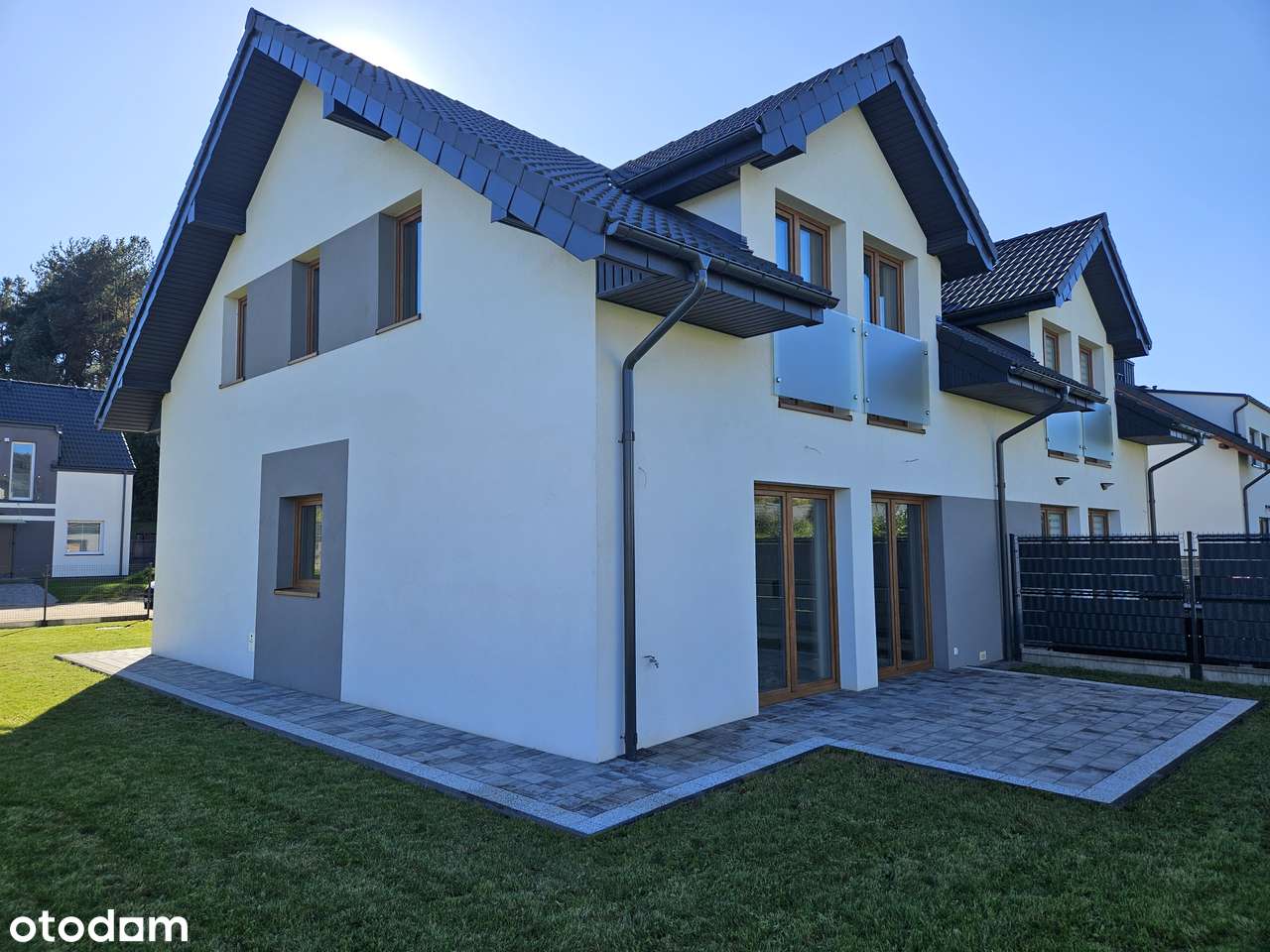 Nowy dom, 5-pokojowy z garażem +taras i ogród - Pełny obrazek: 2/10