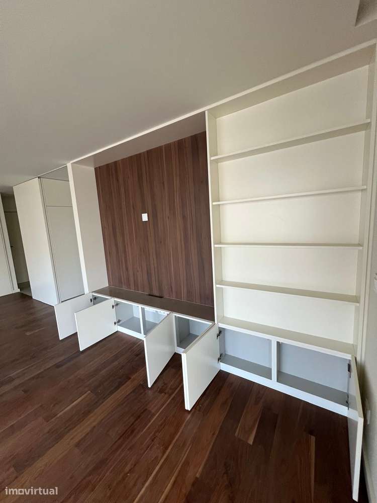 T 3 Novo V. N. Gaia  Av . República  Metro João de Deus Pronto Habitar-16