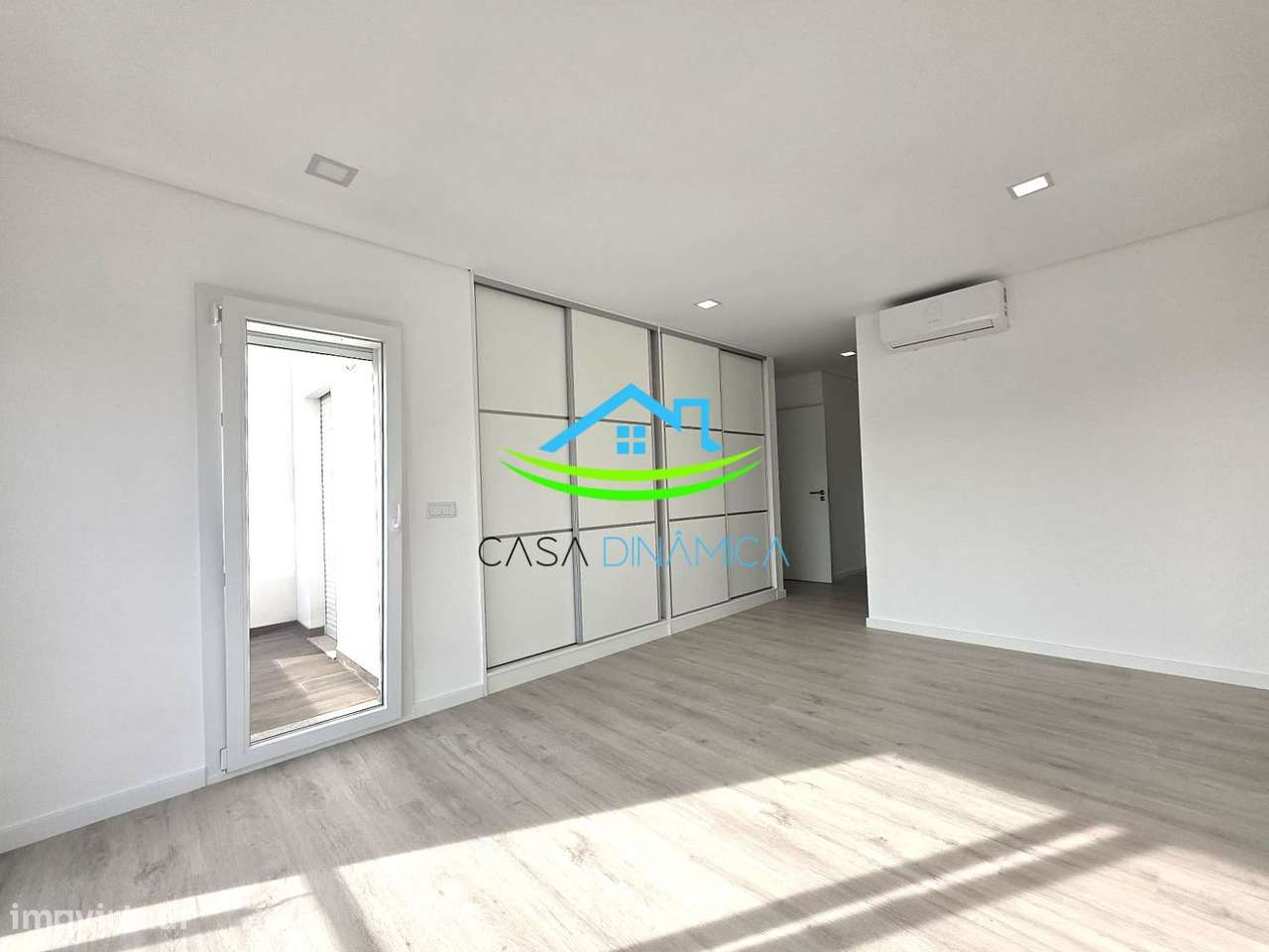 Moradia T4+1 Nova com Garagem Ampla e Jardim – Antuzede, Coimbra-13