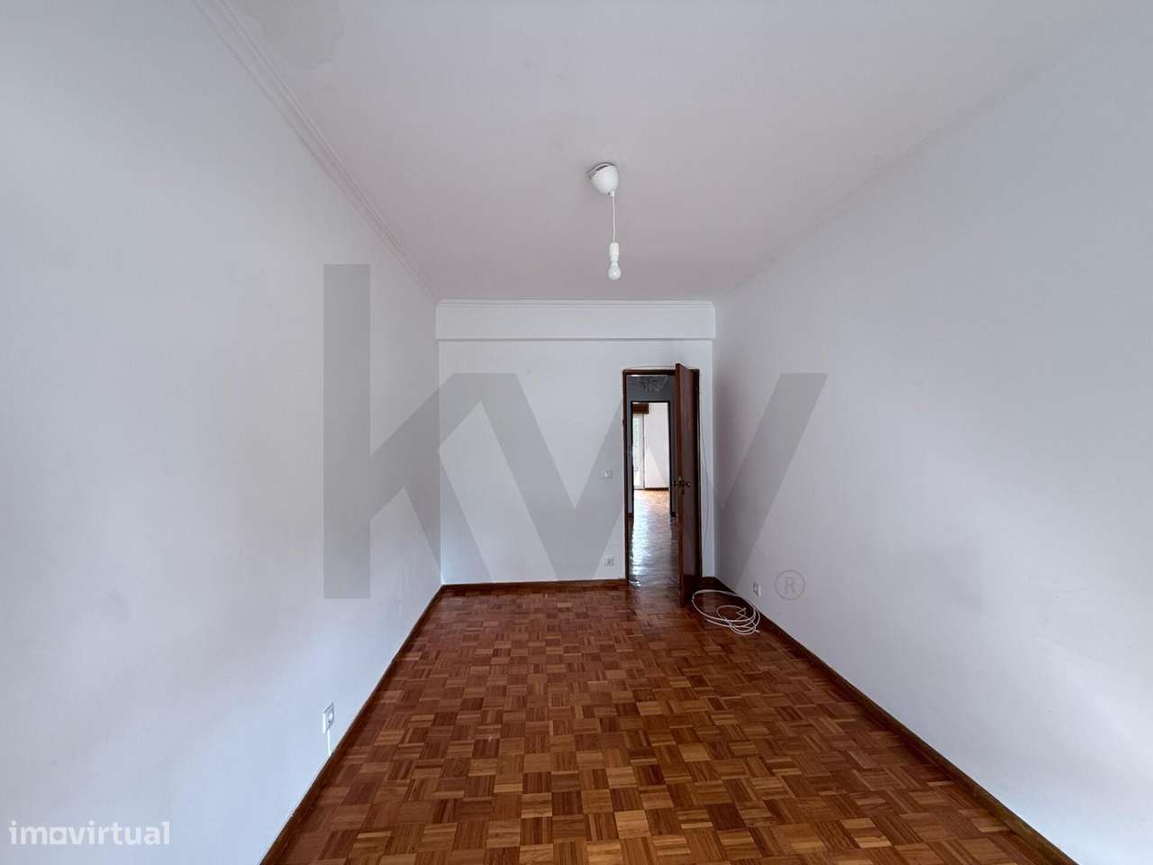 T2 na Estrela com varandas e estacionamento – junto a Campo de Ourique - Grande imagem: 4/15