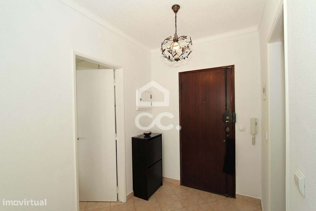 Apartamento T1 no coração de Armação de Pêra a poucos passos da praia!-9