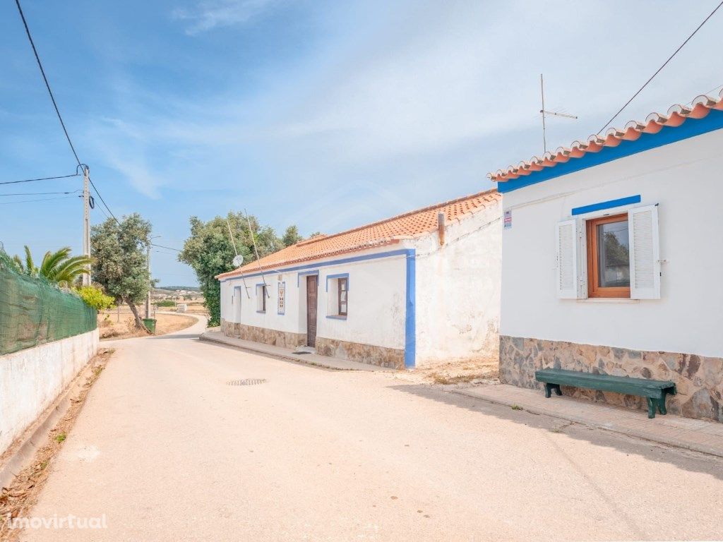 Casa de Praia térrea totalmente remodelada localizada em ...