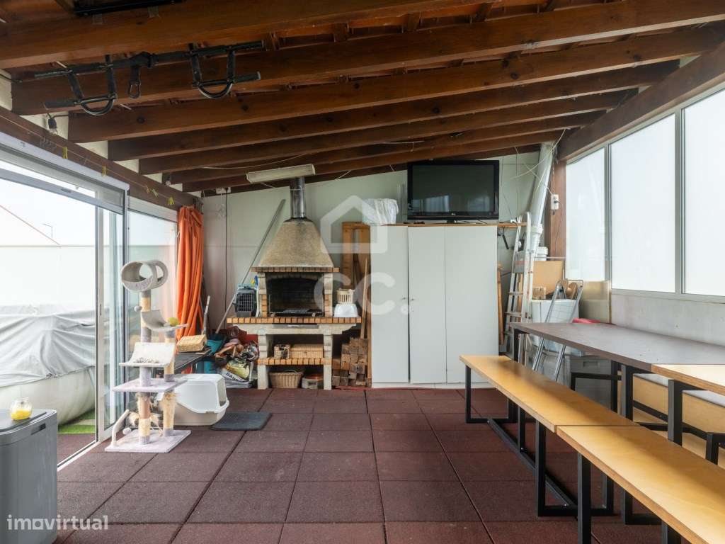 Moradia de Gaveto T3 em Ribeirão-17