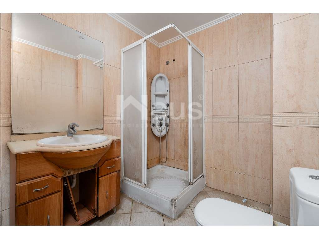 T3 com parqueamento e arrecadação-14