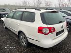 Dezmembram Vw Passat 1.6 CAY 105 cp 2010 break - 1