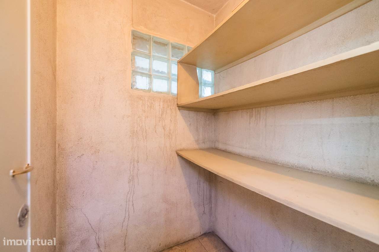 Apartamento T6 - Benfica-30