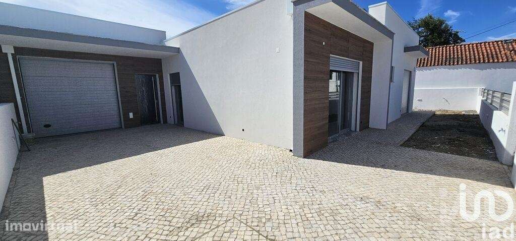 Moradia geminada T4 em Azeitão - Grande imagem: 5/39