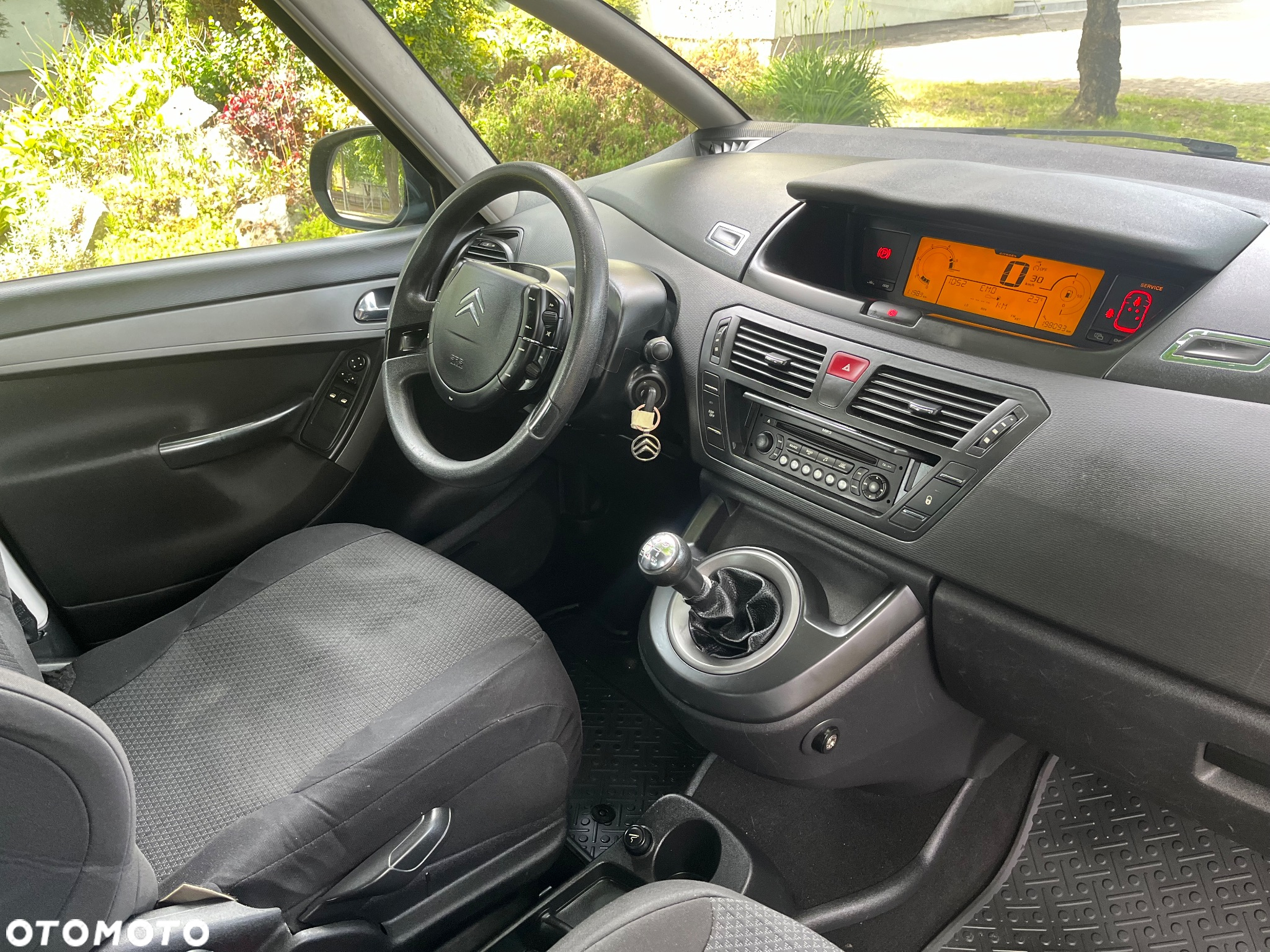 Citroën C4 Picasso 1.6 HDi Impress - 18