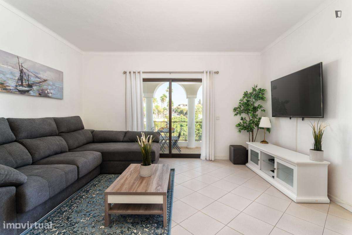 Apartamento com 2 quartos - localizado em Lagoa