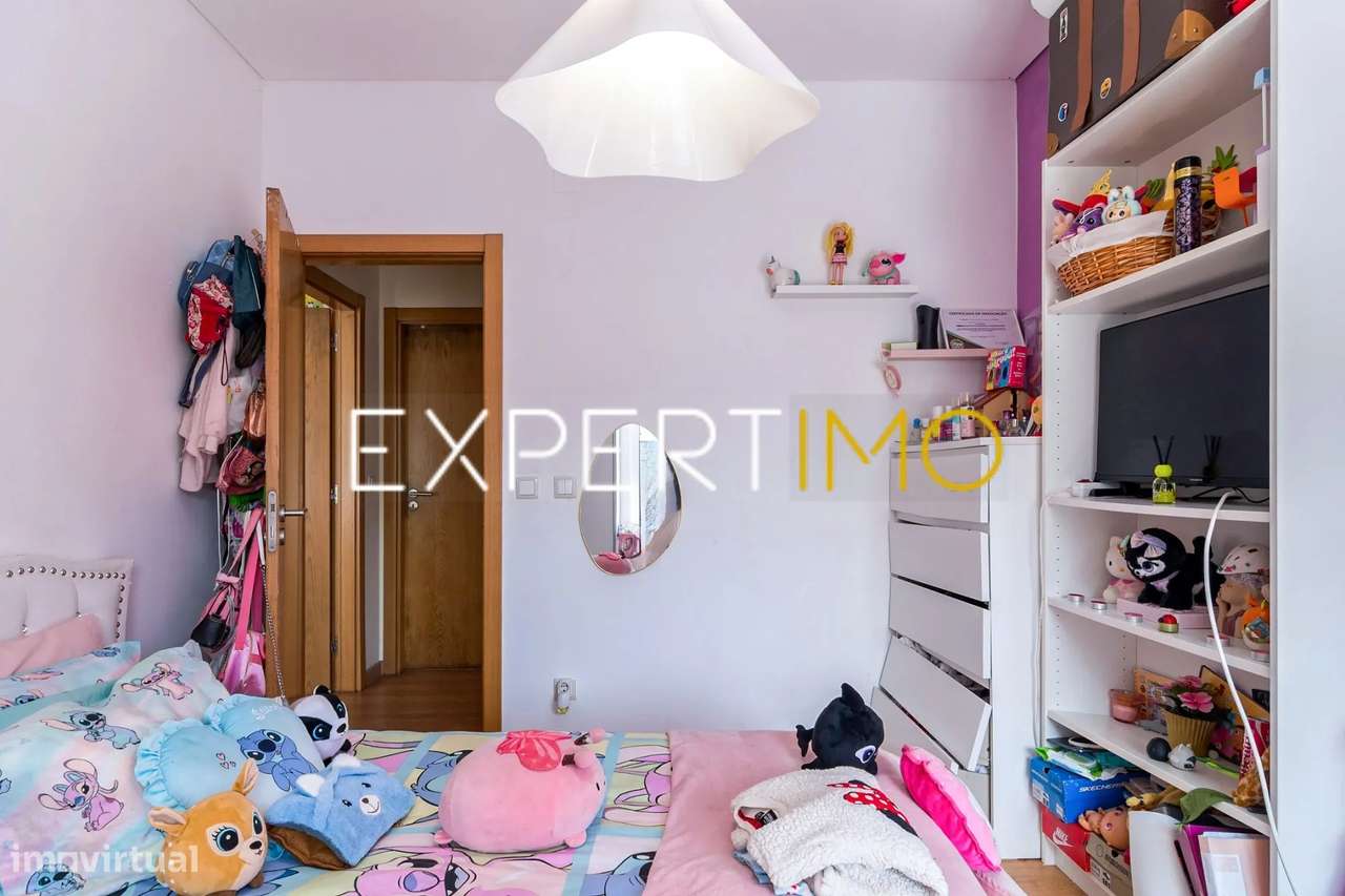 Apartamento T3, com 3 lugares de parqueamento a 10 minutos Lisboa -...-15