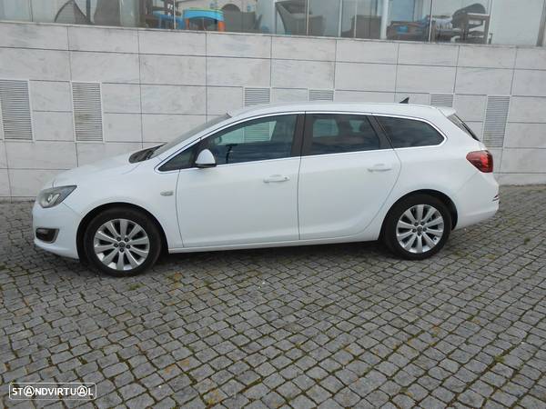 Opel Astra Sports Tourer 1.4 T Excite GPL J16 - 10