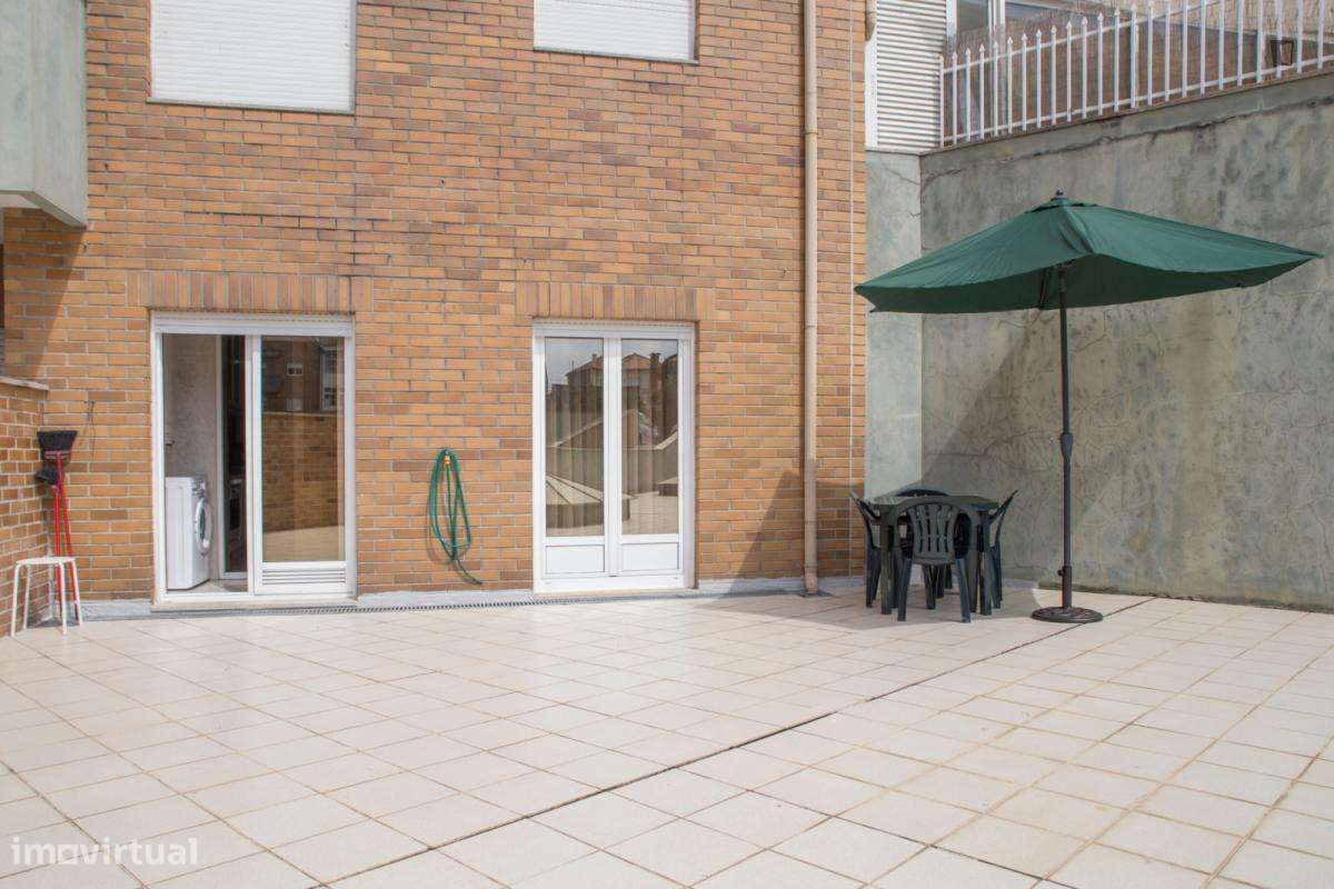 Quarto - localizado em São Mamede de Infesta Porto - Grande imagem: 4/8