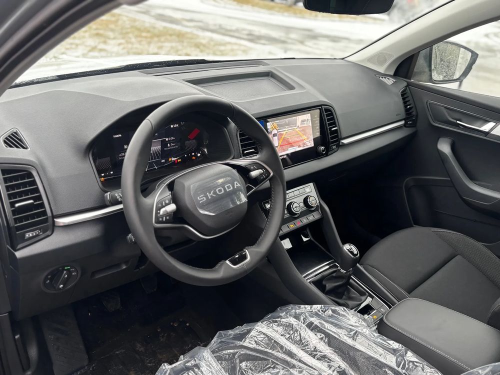SKODA KAROQ Karoq Drive 1,5 TSI 150 KM 6-biegowa manualna