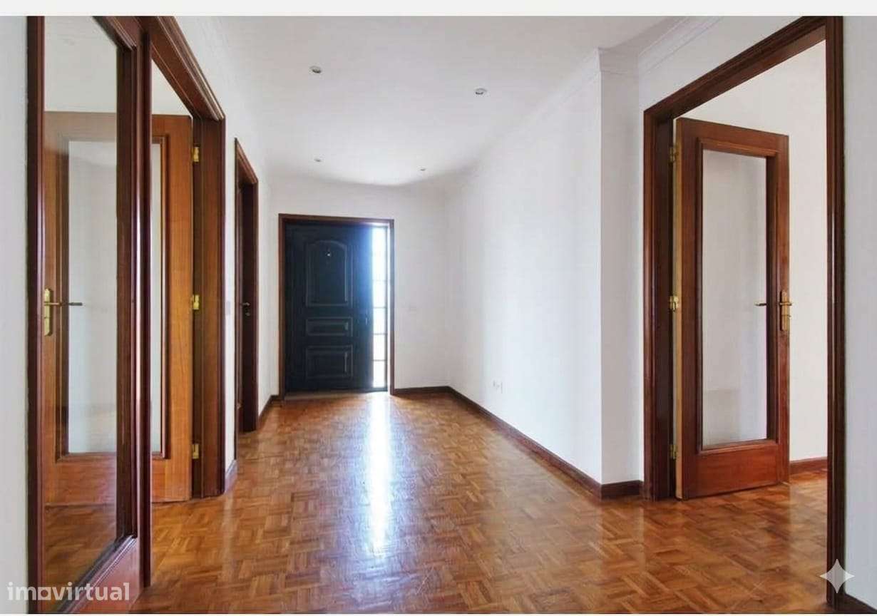 Andar Moradia T3 Duplex em Pedroso-10