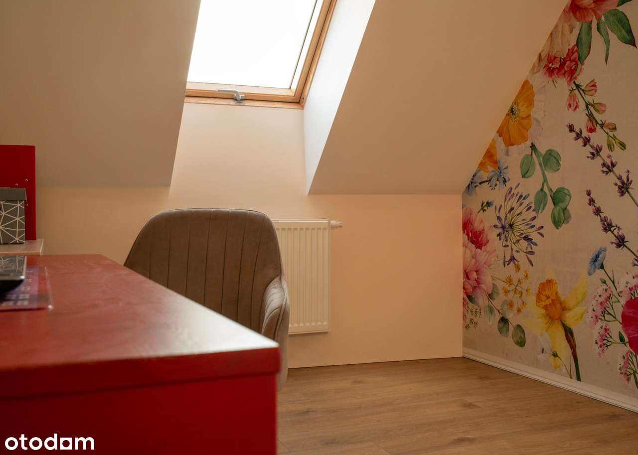 Wyjątkowy dom w Nowodworcach - bliźniak z 2023 roku-10