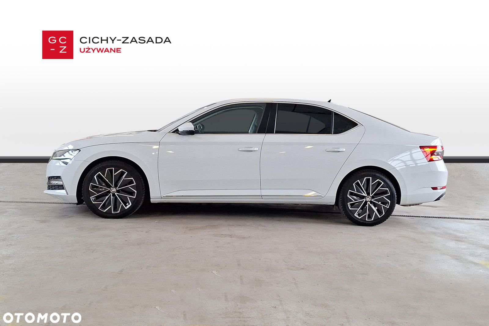 Skoda Superb 2.0 TDI L&K DSG - 2