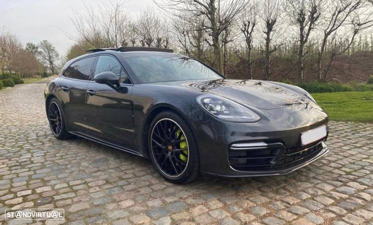 Porsche Panamera Sport Turismo 4 E-Hybrid Platinum Edition - 8