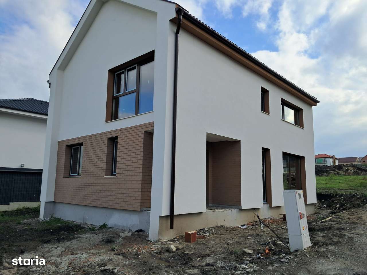 Casa individuala P+E, sup.120 mp Chinteni-0