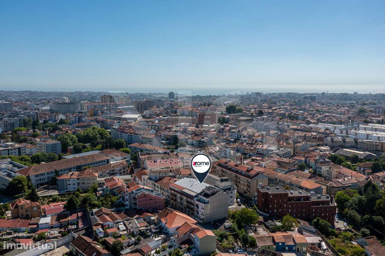 T2+1 com Varandas, Lugar de garagem, Totalmente Remodelado - Paranhos-45