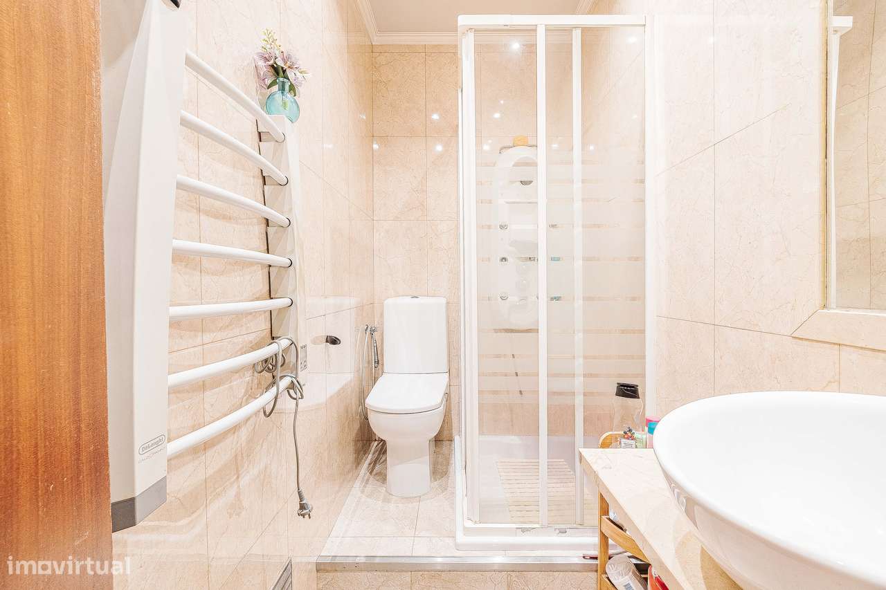 T3 em Mem Martins muito luminoso-18