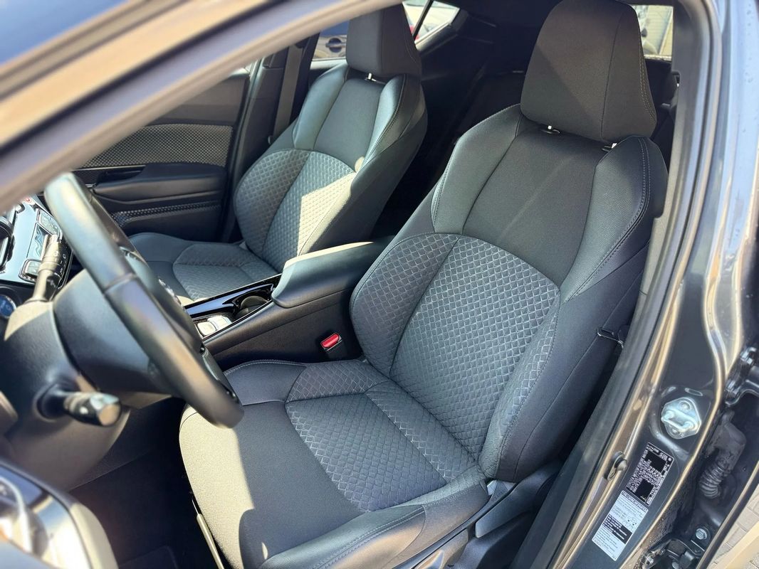 Toyota C-HR 1.8 HSD 122 CP 4x2 CVT Cult - 10