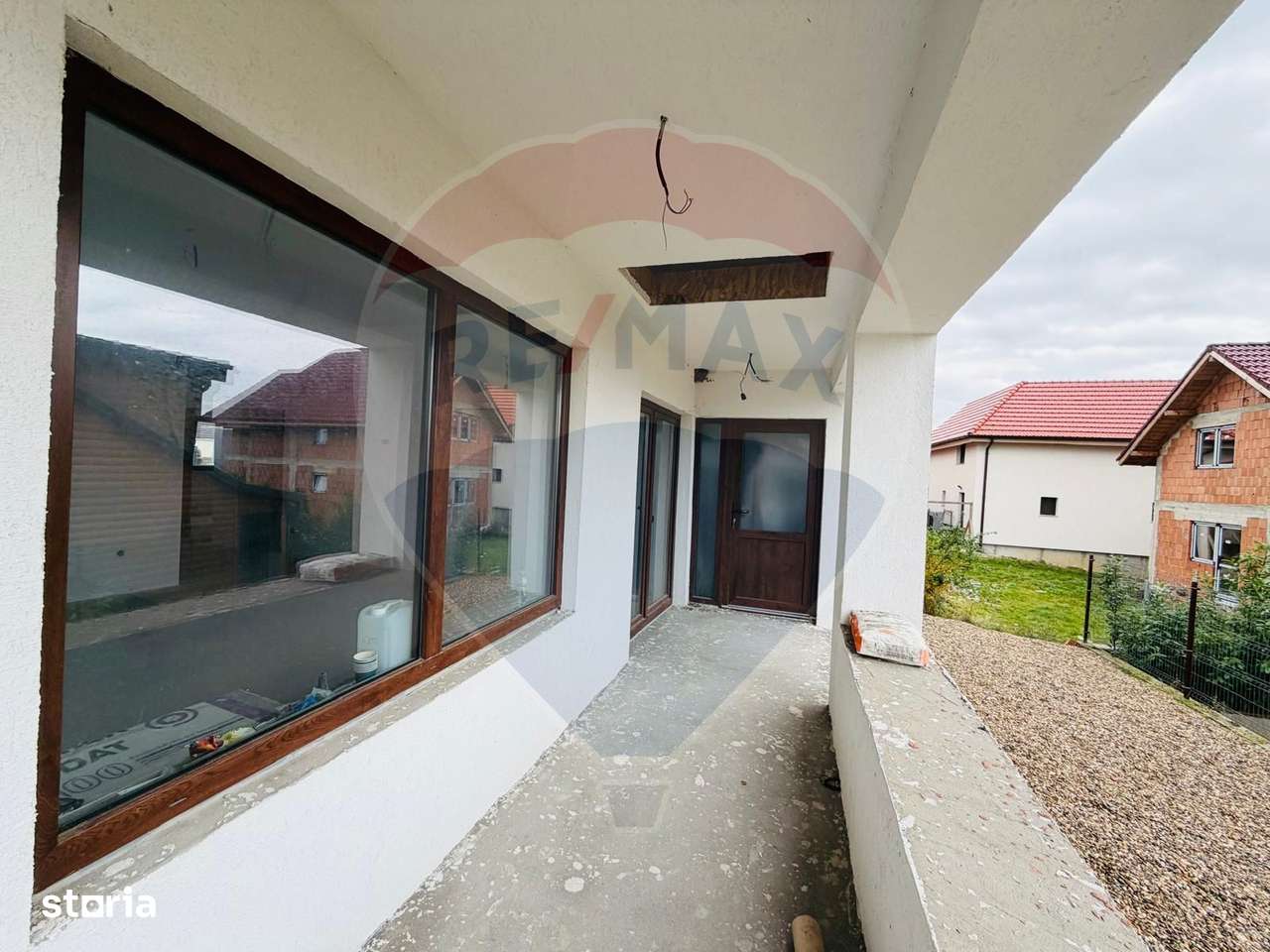 Casă / Vilă cu 4 camere de vânzare-4