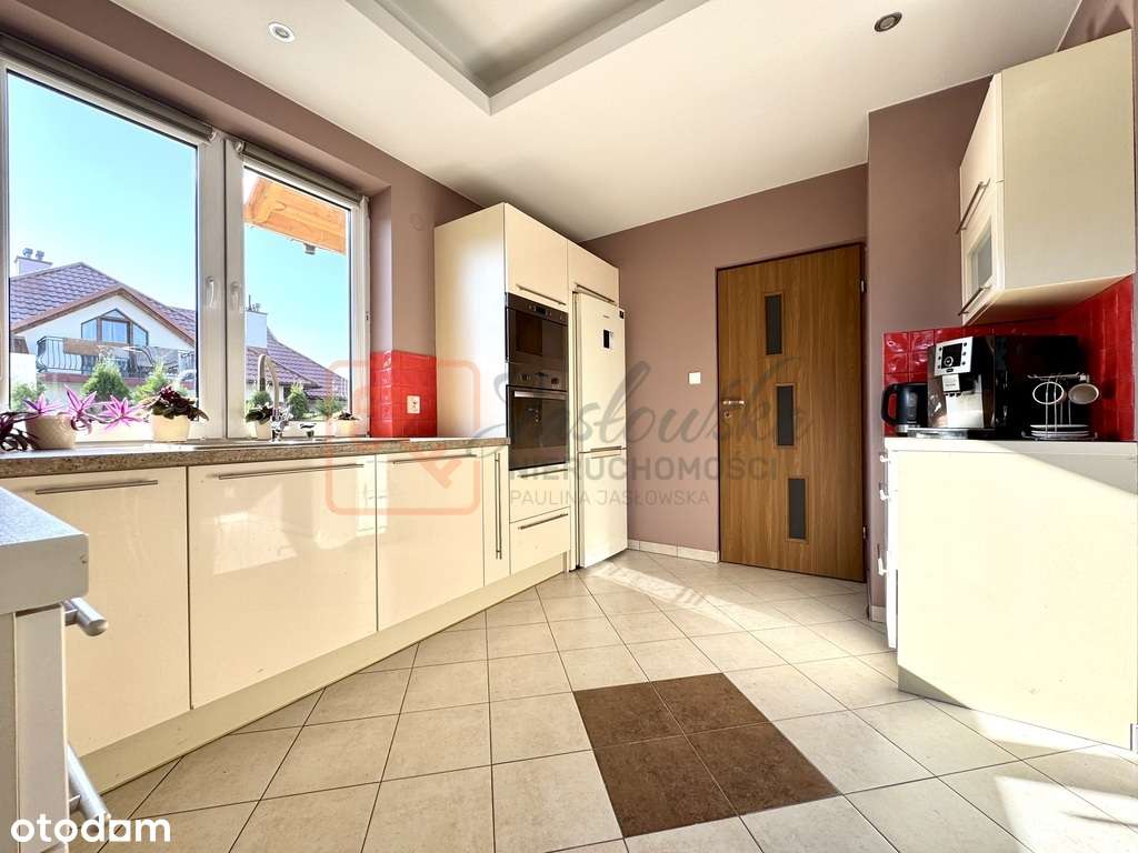 Dom mieszkalno-usługowy osiedle Niwa Głogów Młp.-4