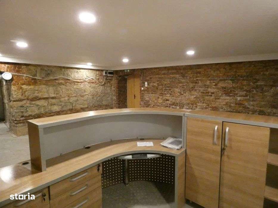 Spatiu comercial la subsol, zona Centrala - Imagine principală: 5/8