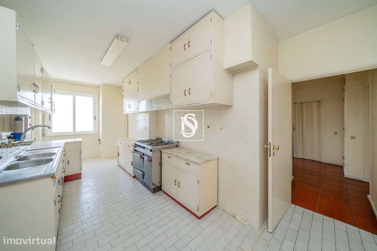 Póvoa de Varzim | Propriedade de Exceção na Primeira Linha de Mar-11